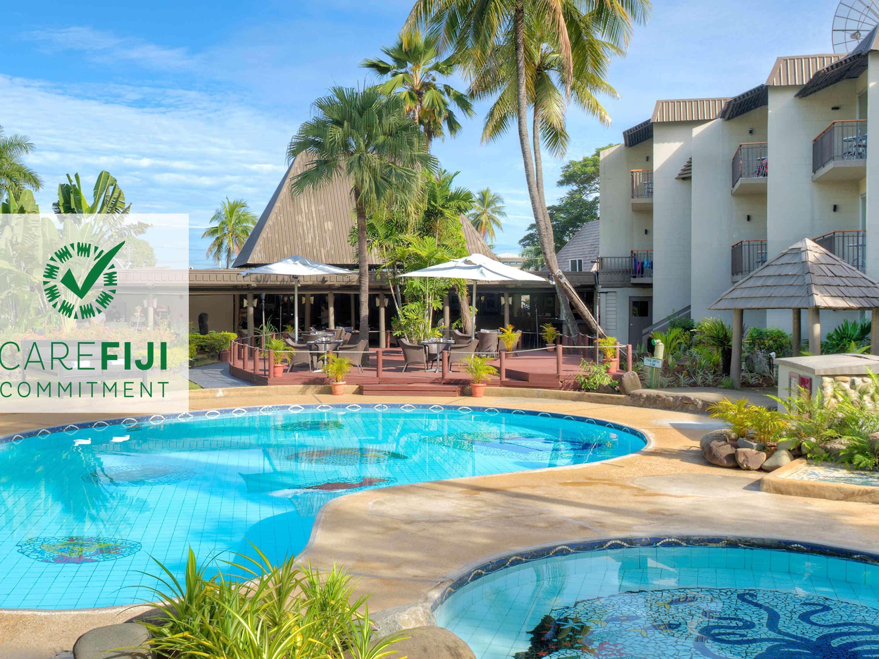 เมอร์เคียว นาดี Hotel ภายนอก รูปภาพ