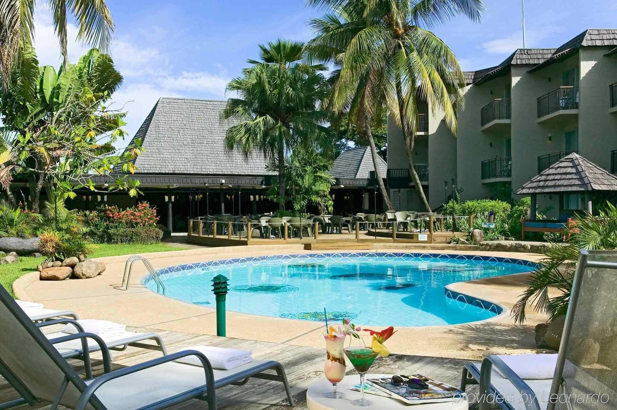 เมอร์เคียว นาดี Hotel ภายนอก รูปภาพ