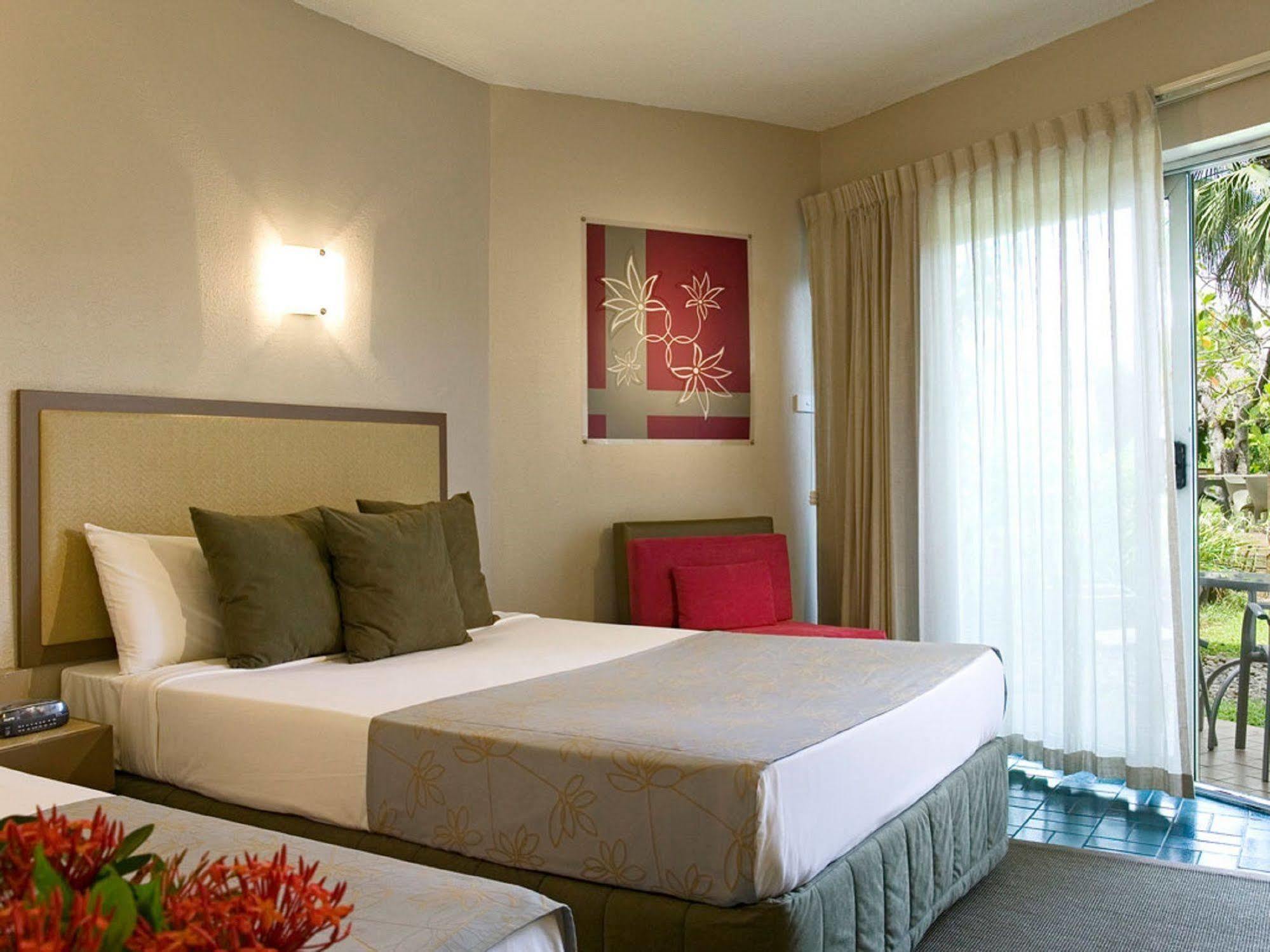 เมอร์เคียว นาดี Hotel ภายนอก รูปภาพ